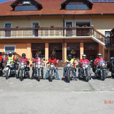 Panorama B&B プトゥイ エクステリア 写真