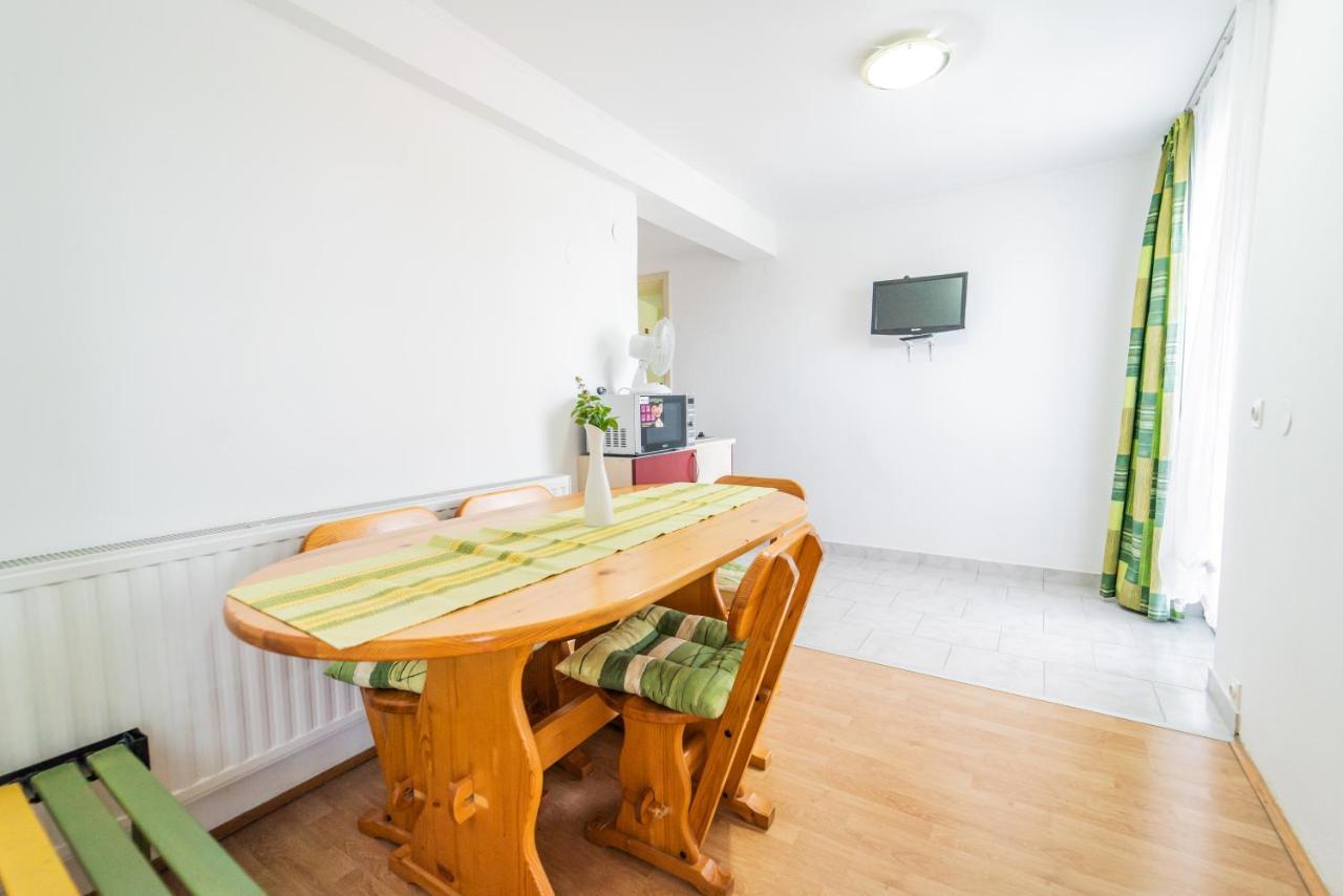 Panorama B&B プトゥイ エクステリア 写真