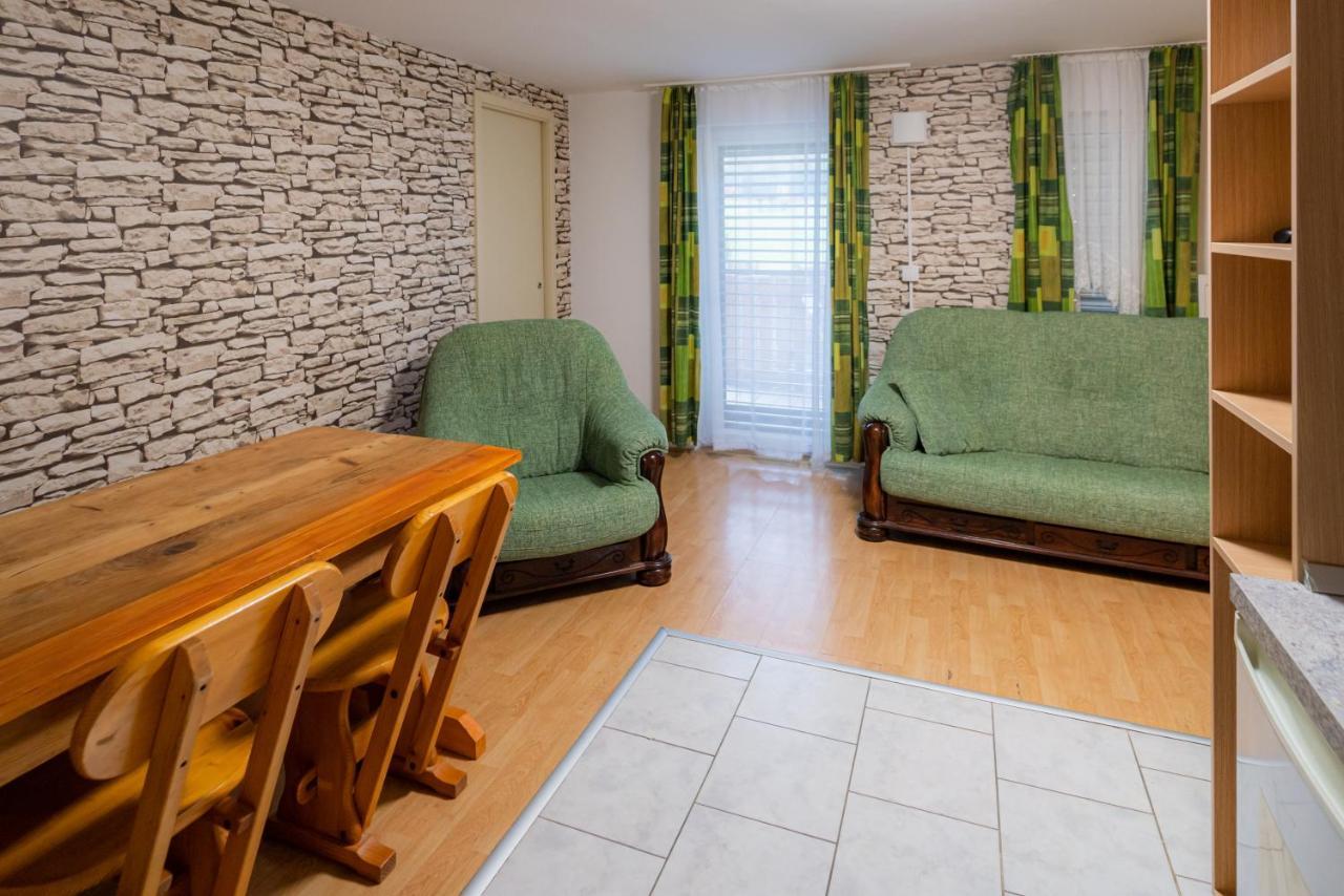 Panorama B&B プトゥイ エクステリア 写真