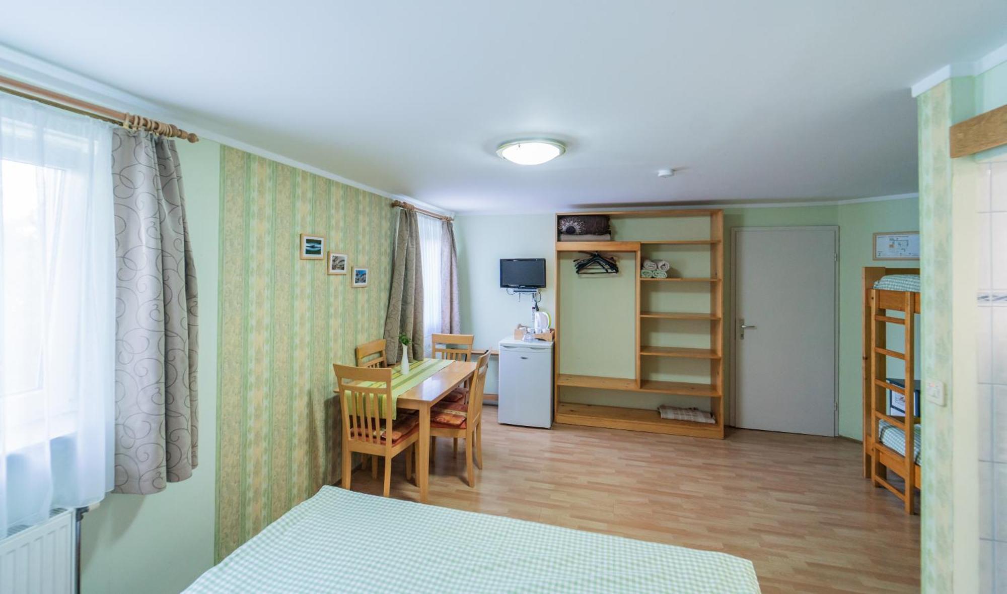 Panorama B&B プトゥイ 部屋 写真