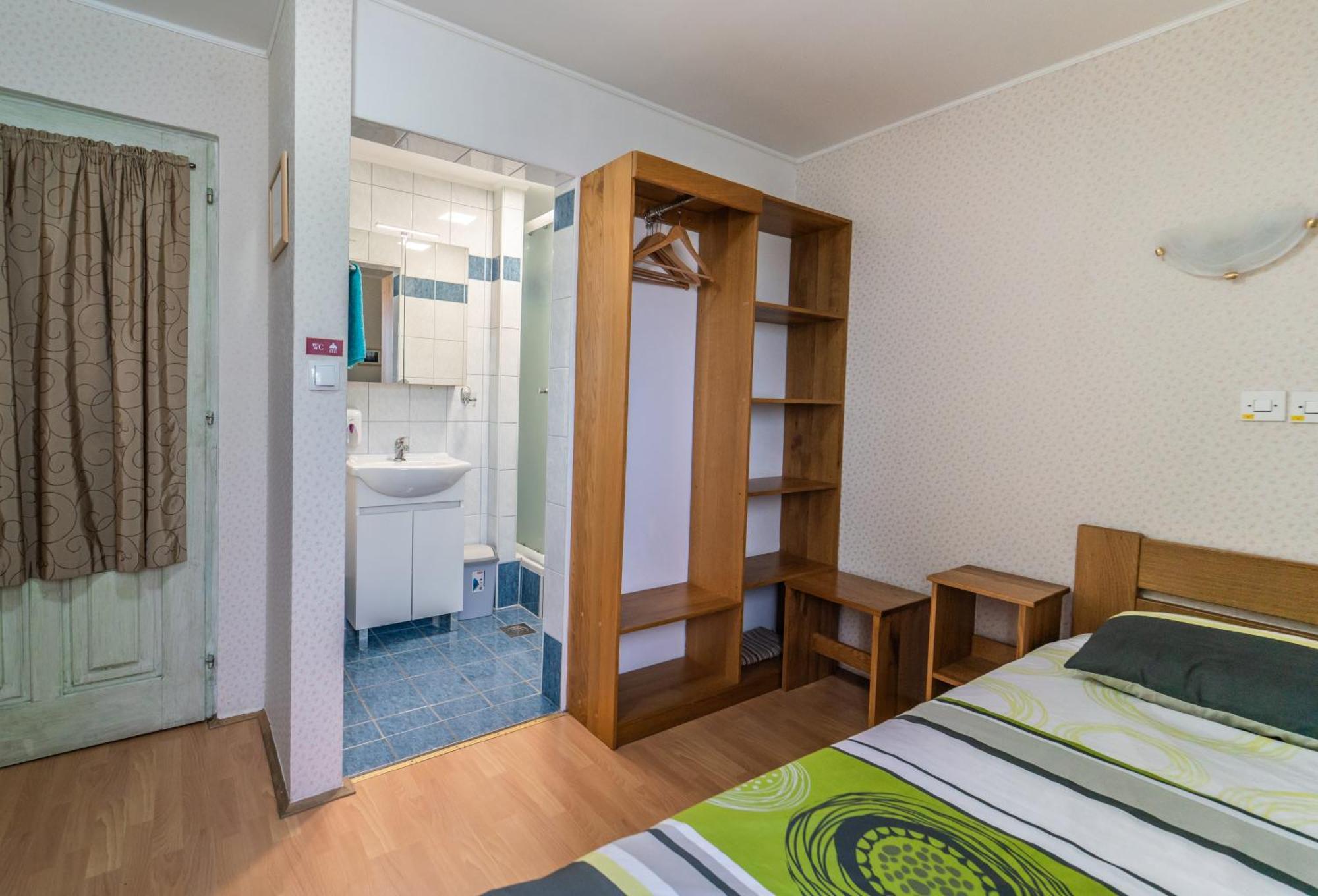 Panorama B&B プトゥイ 部屋 写真