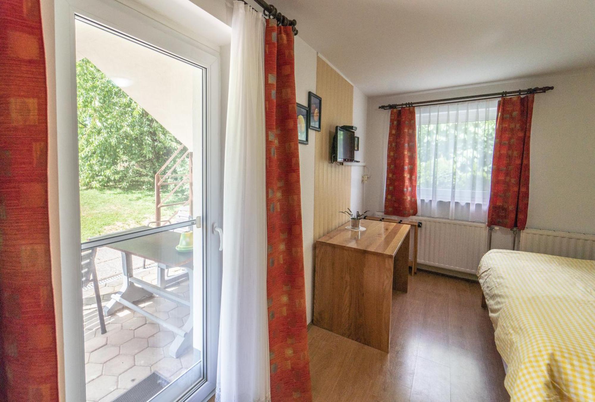 Panorama B&B プトゥイ 部屋 写真