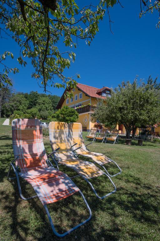 Panorama B&B プトゥイ エクステリア 写真