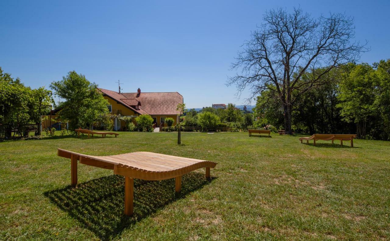 Panorama B&B プトゥイ エクステリア 写真